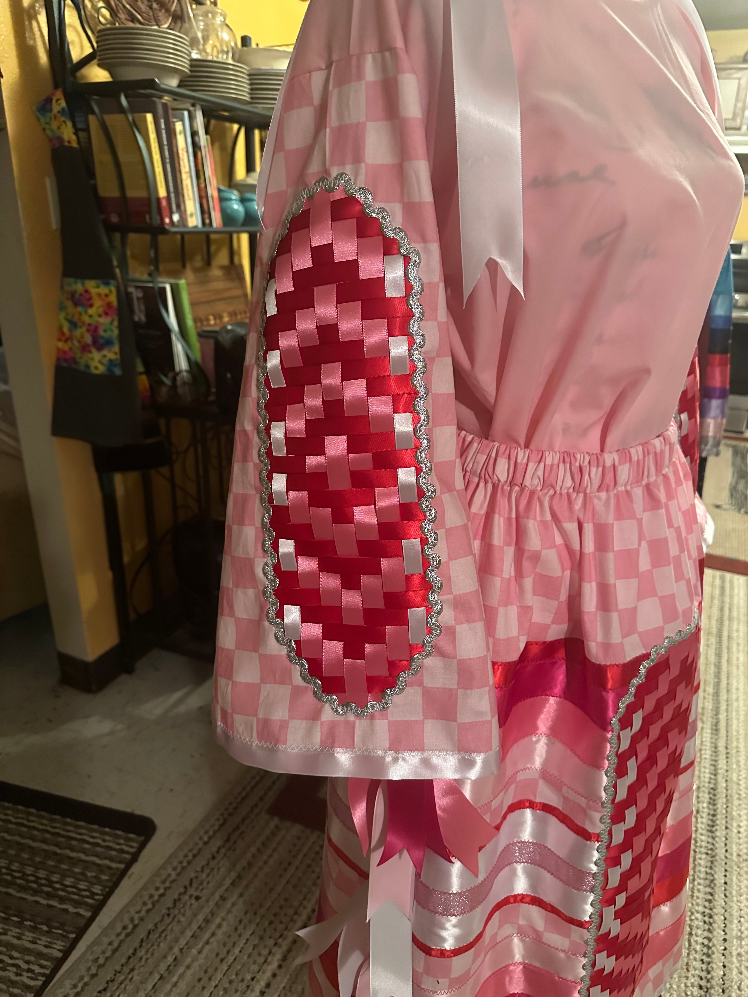 Stunning Tradition in Pink!