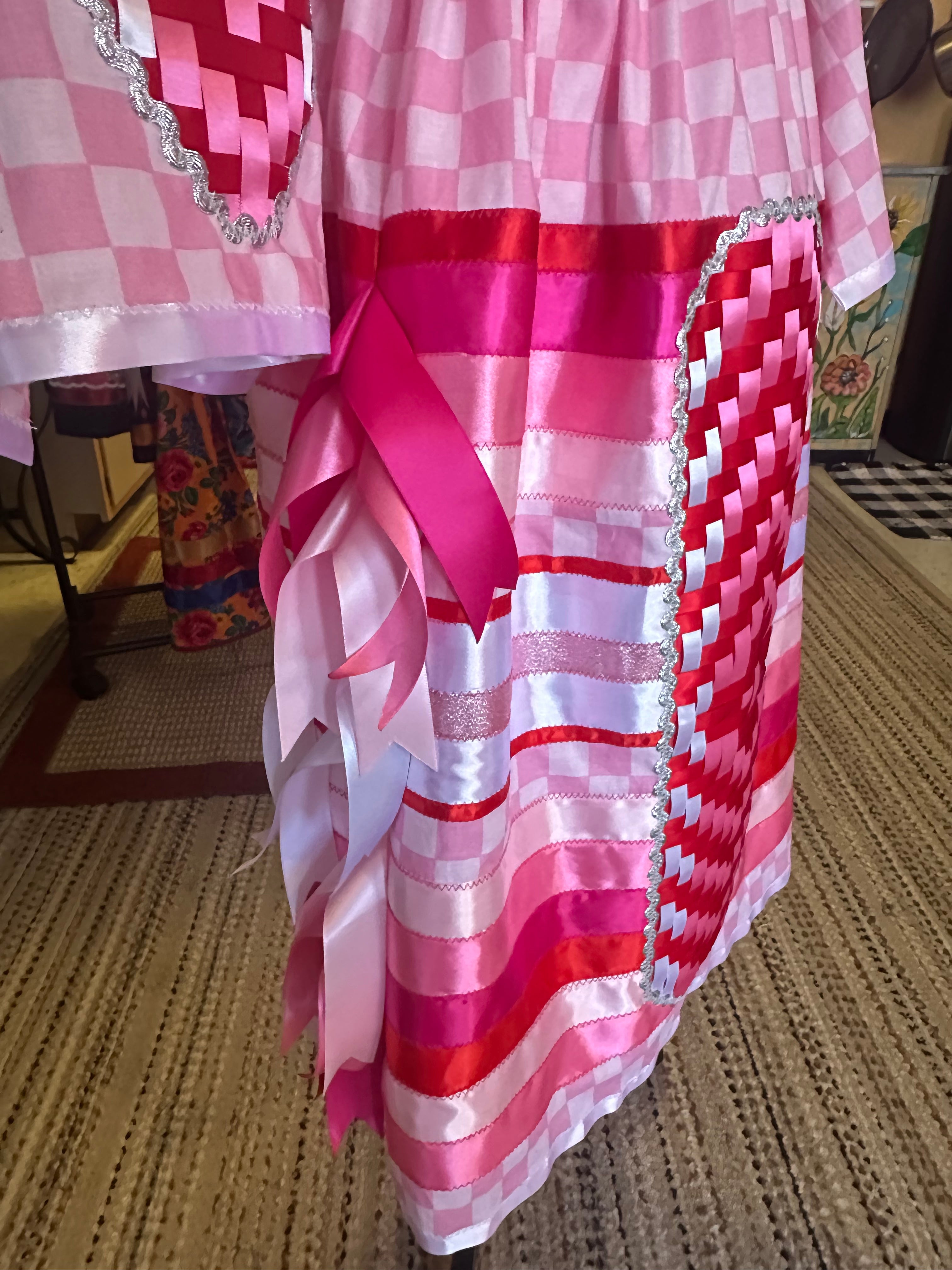 Stunning Tradition in Pink!